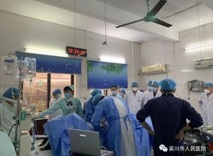 抢救生命接力赛！急诊医学科争分夺秒救治心脏呼吸骤停患者