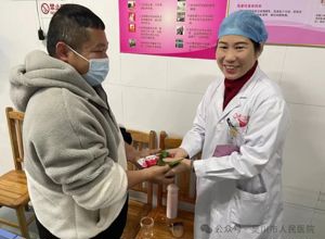 春节期间，我院产科团队温情守护患者