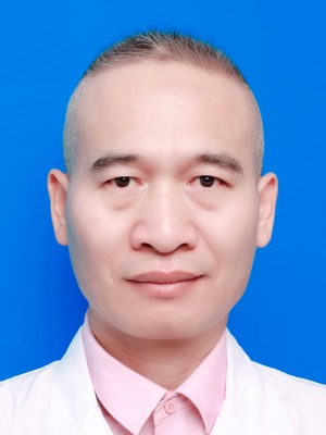 科副主任 李 文