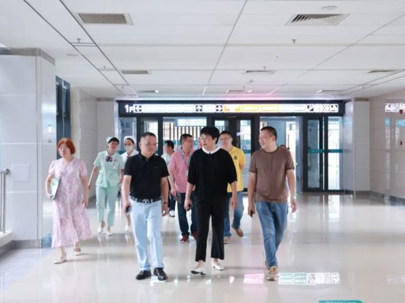 院领导带队巡查台风灾后复产工作