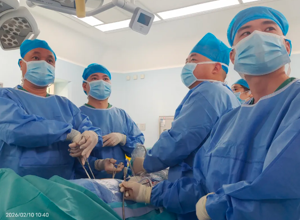 我院胸外甲乳外科成功完成一例高难度肺癌根治术